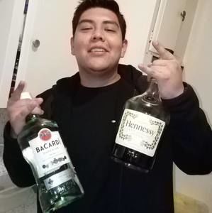 Meet your Posher, Jason